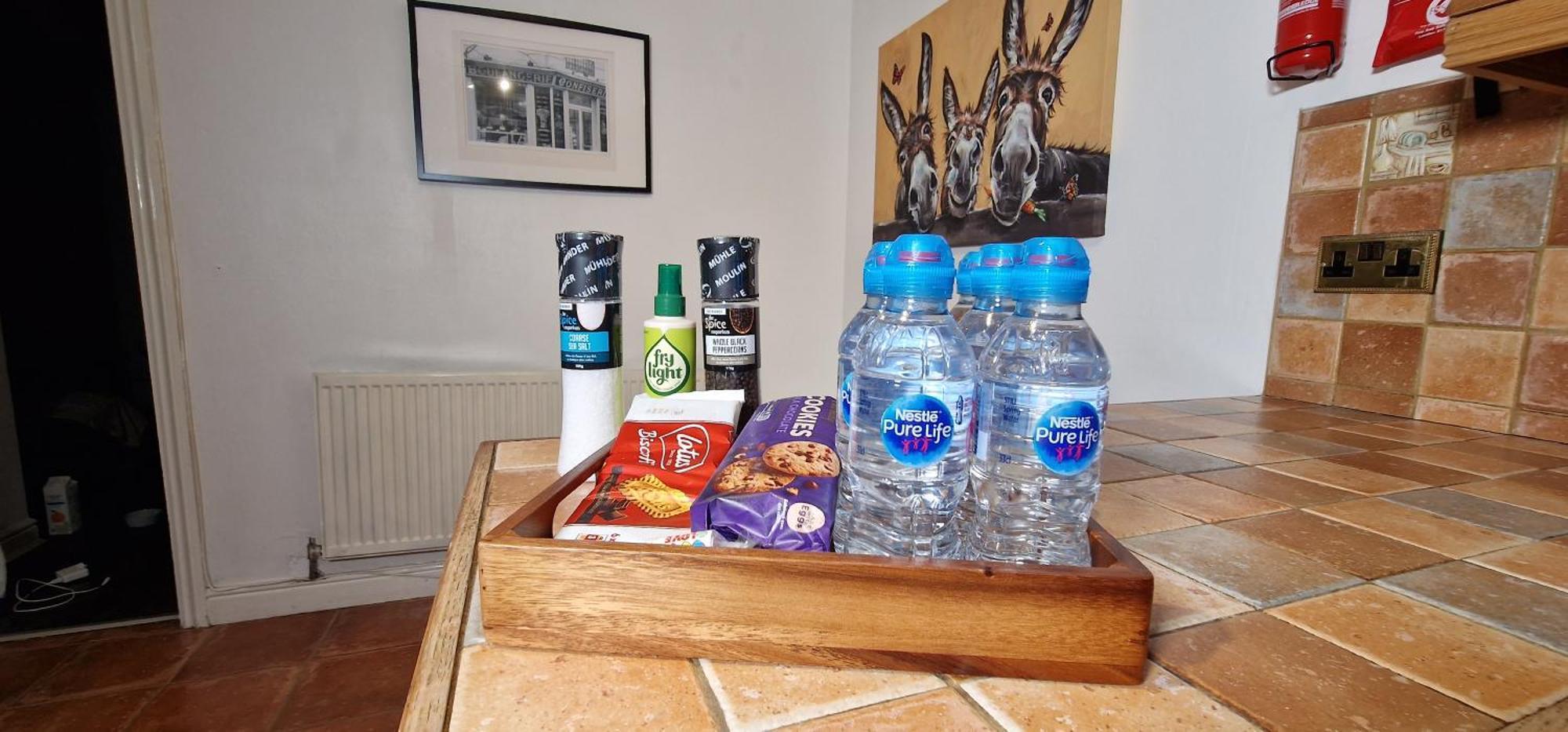 Spacious & Comfy Home- Very Close To Nec Birmingham ,Hs2 & Airport- Perfect For Contractors & Groups- Free Parking & Fast Wifi Marston Green Екстер'єр фото